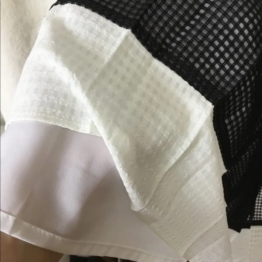Banana Public White & Black Pleated Midi Skirt